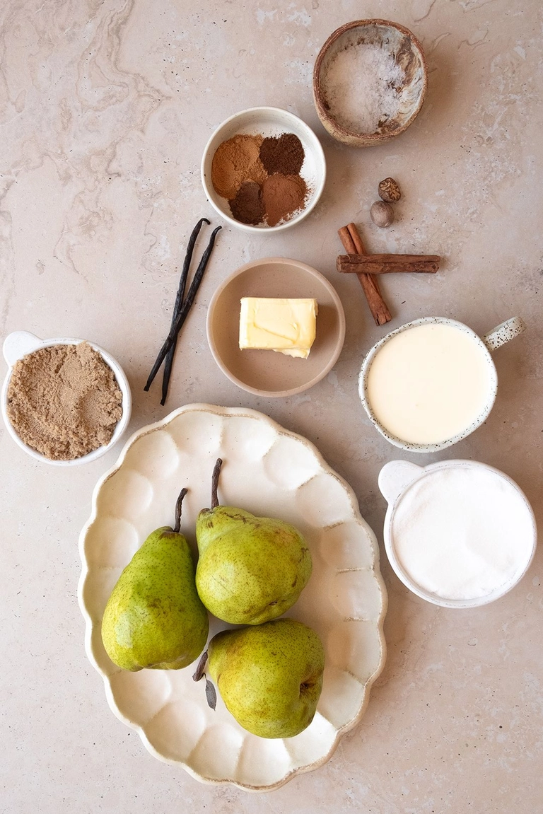 Ingredients to make vanilla poached pears with gingerbread caramel