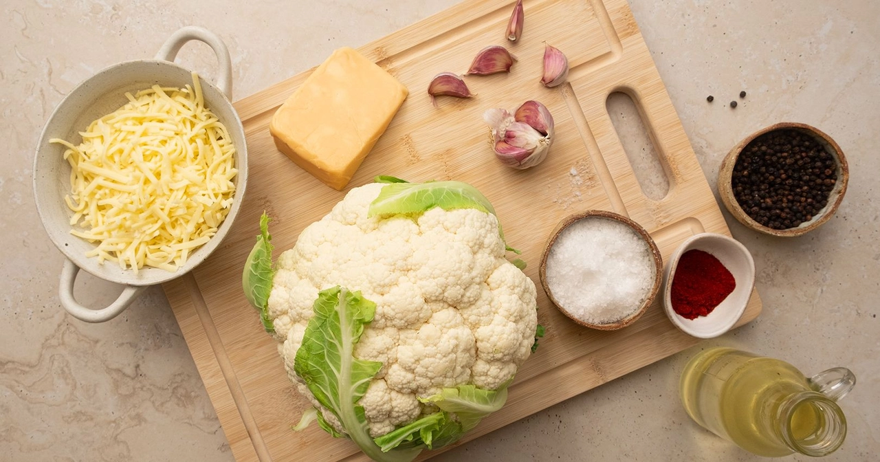 Ingredients to make Smoked Cheddar Roasted Cauliflower