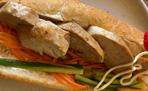 Assembling the banh mi