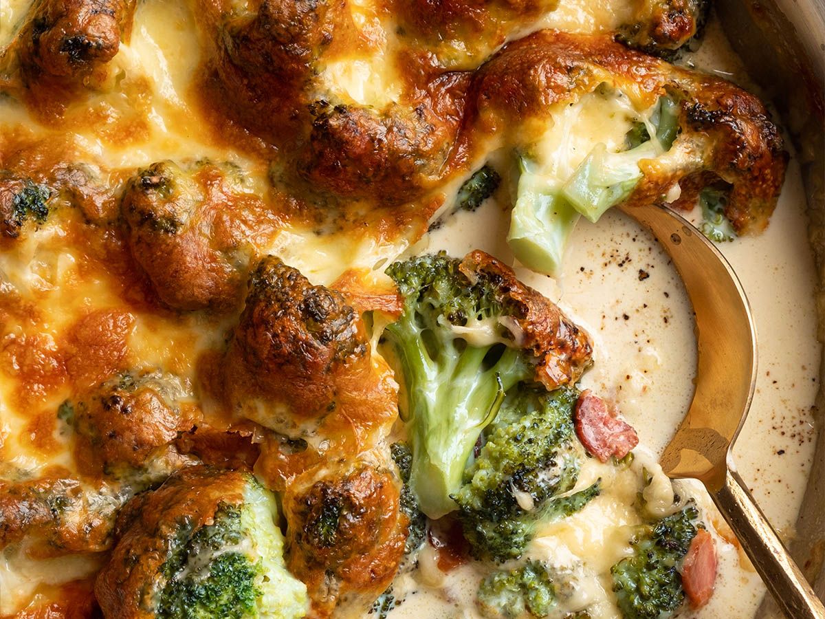 Cheesy bacon broccoli bake