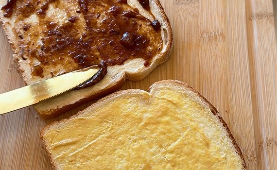 Mustard and chutney on bread